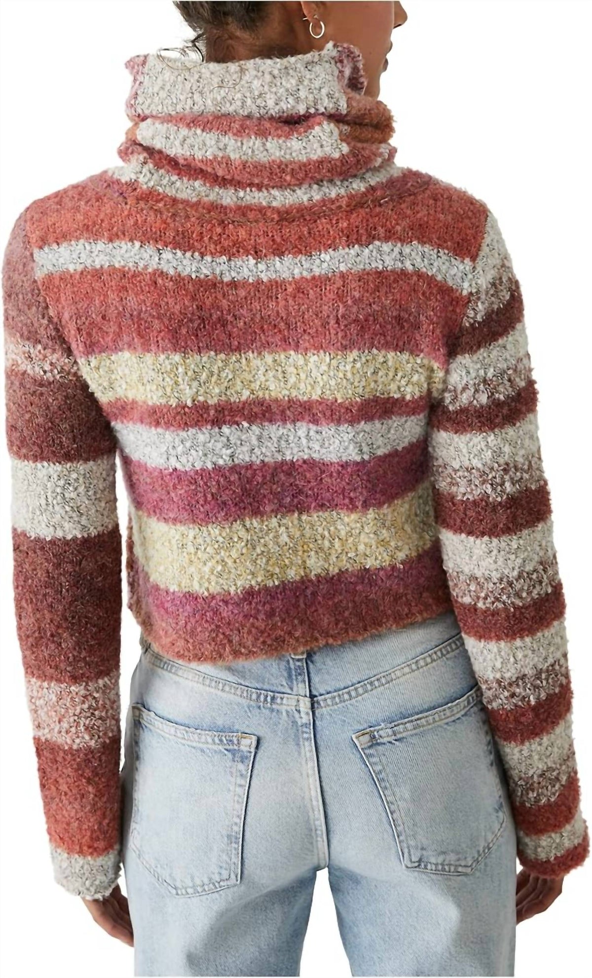 Suéter para niña con cuello alto