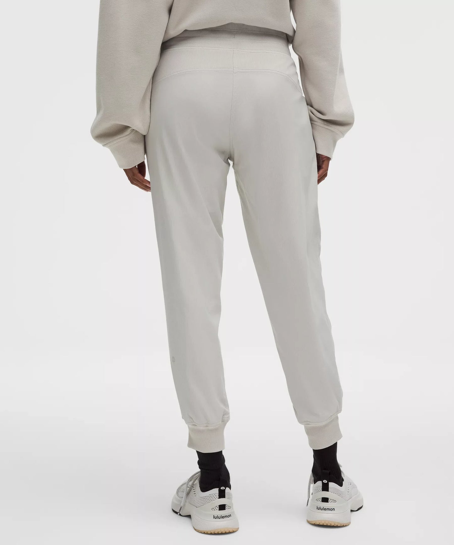 Pantalón deportivo de tiro medio