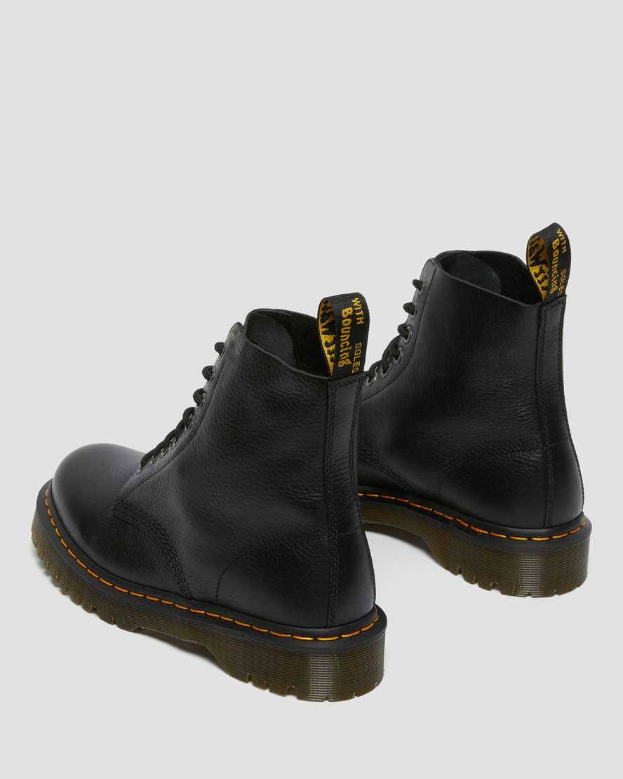 Botas de cuero con cordones