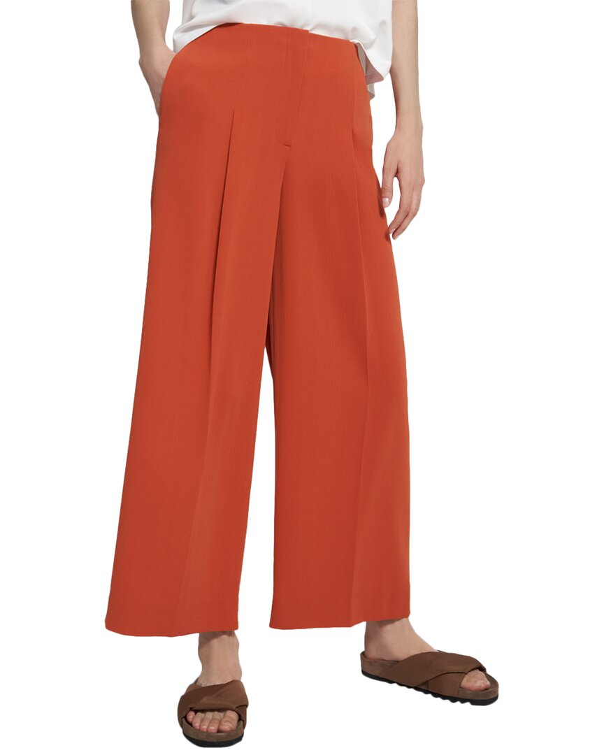 Pantalón de pierna ancha con pliegues
