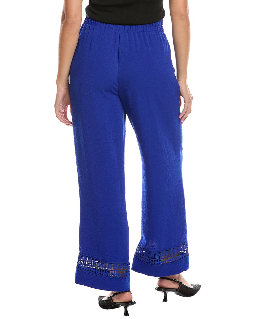 Pantalón con bordado