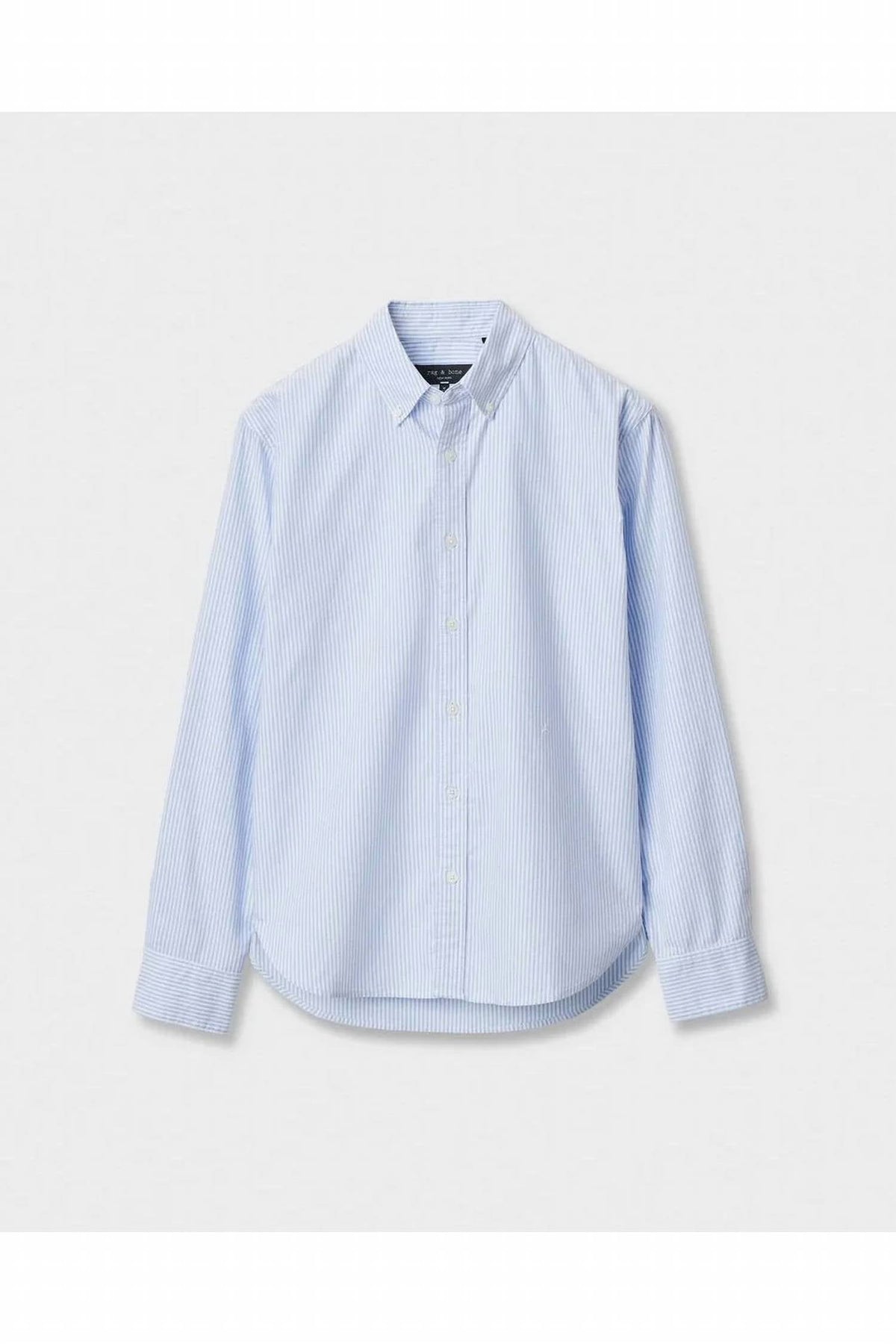 Camisa a rayas color azul claro
