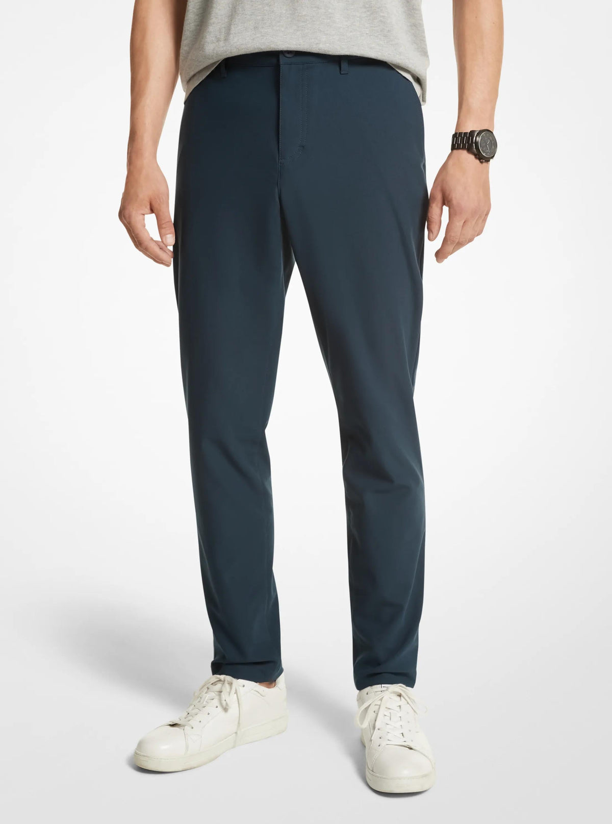 Pantalón de corte ajustado
