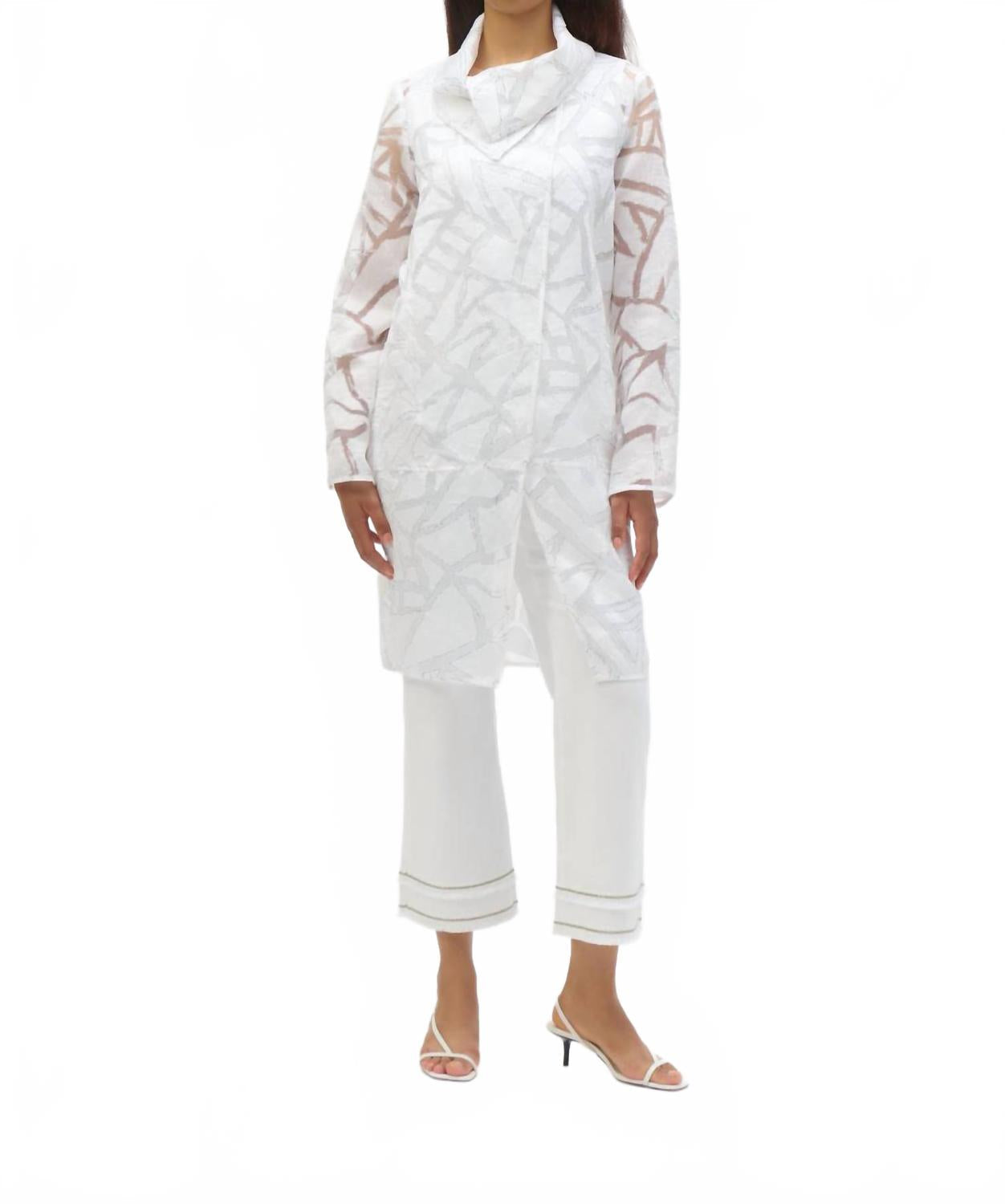 Chaqueta color blanco