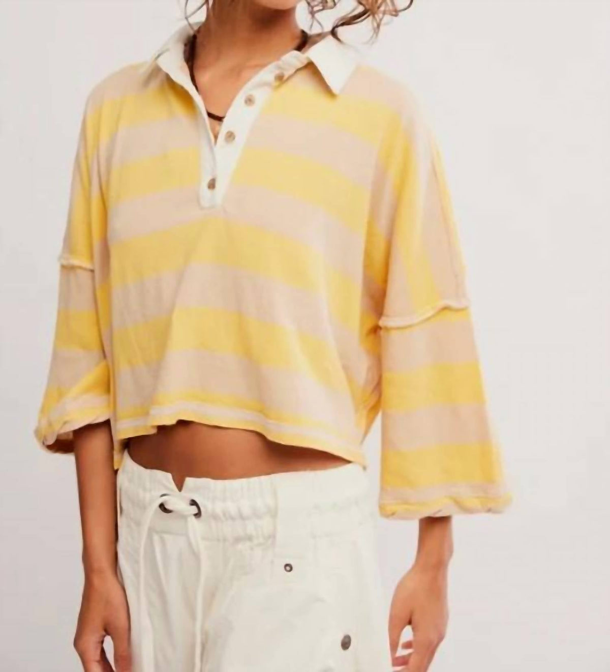 Camiseta de corte amplio color amarillo