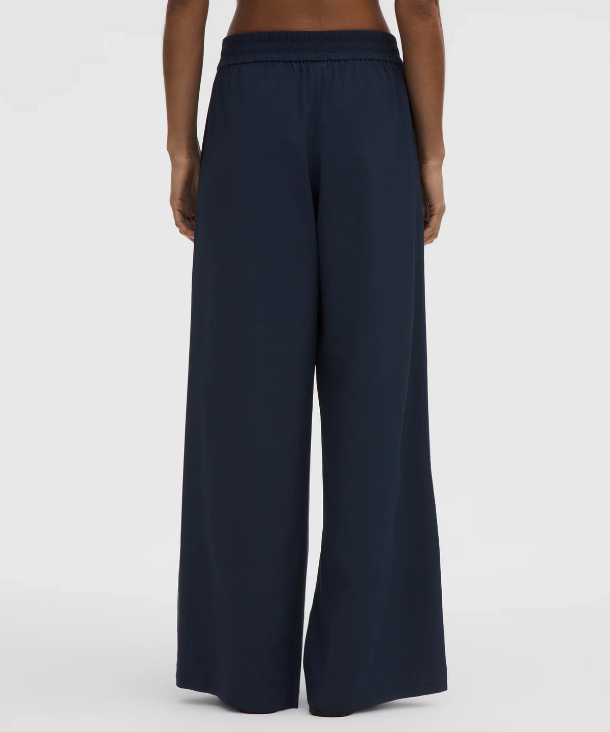 Pantalón de tiro medio