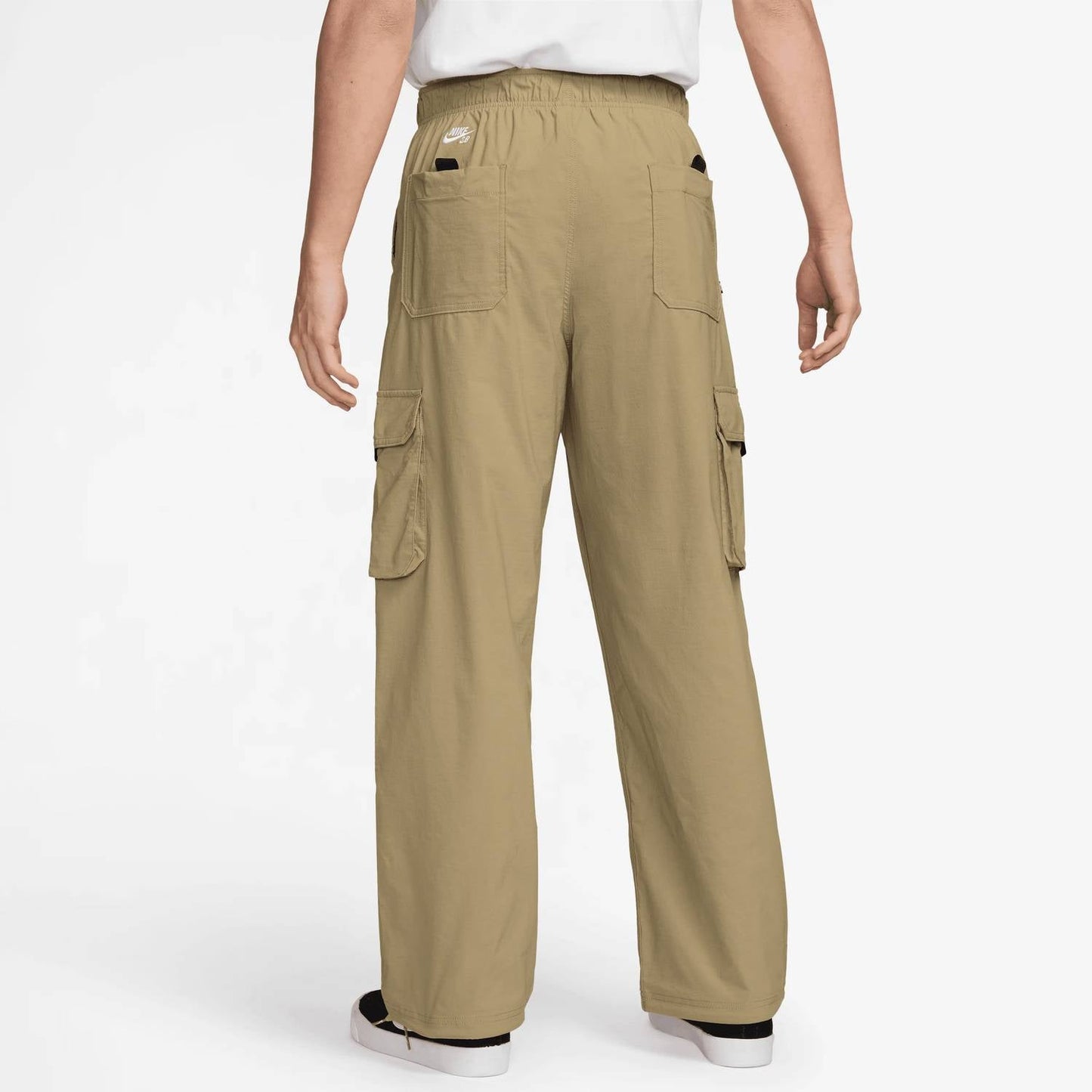 Pantalón color beige
