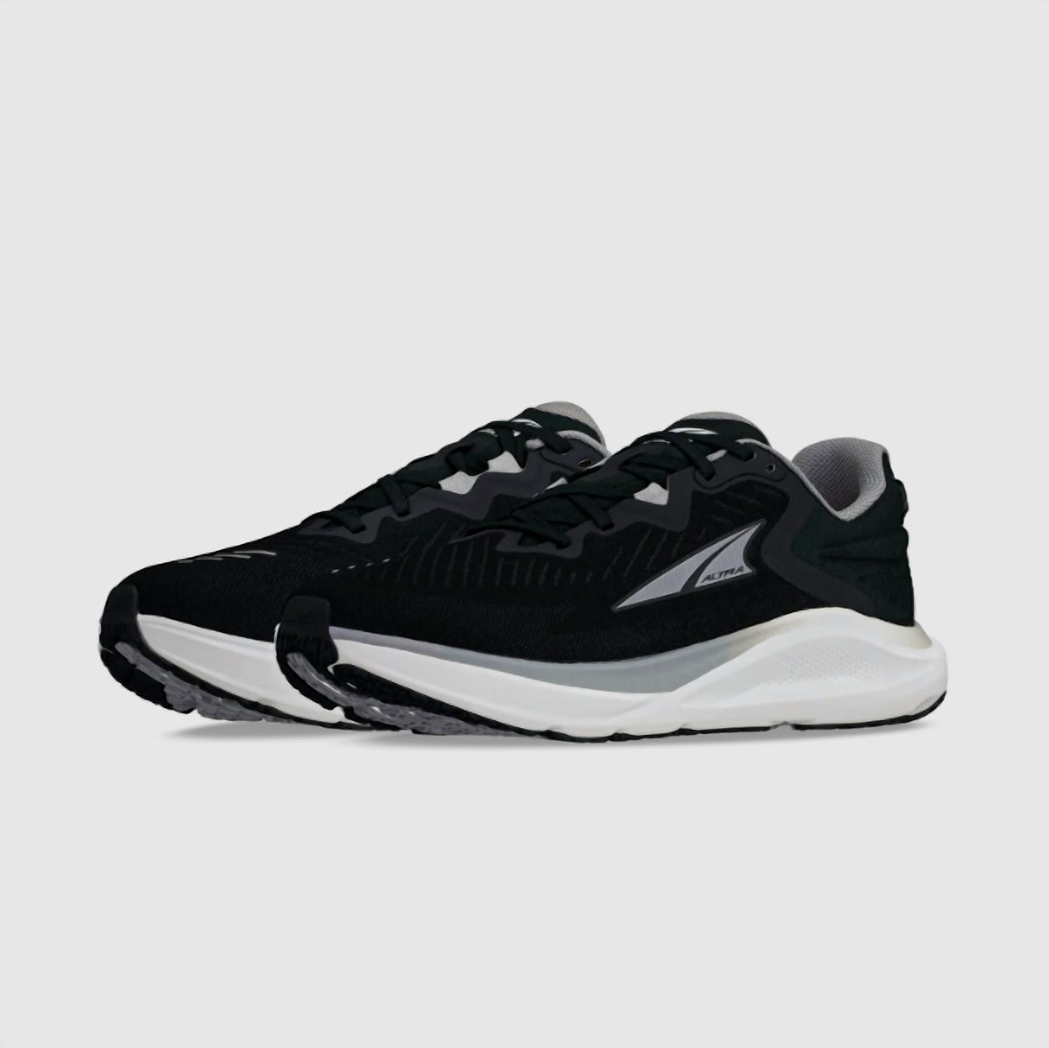 Tenis para correr de hombre color negro y blanco
