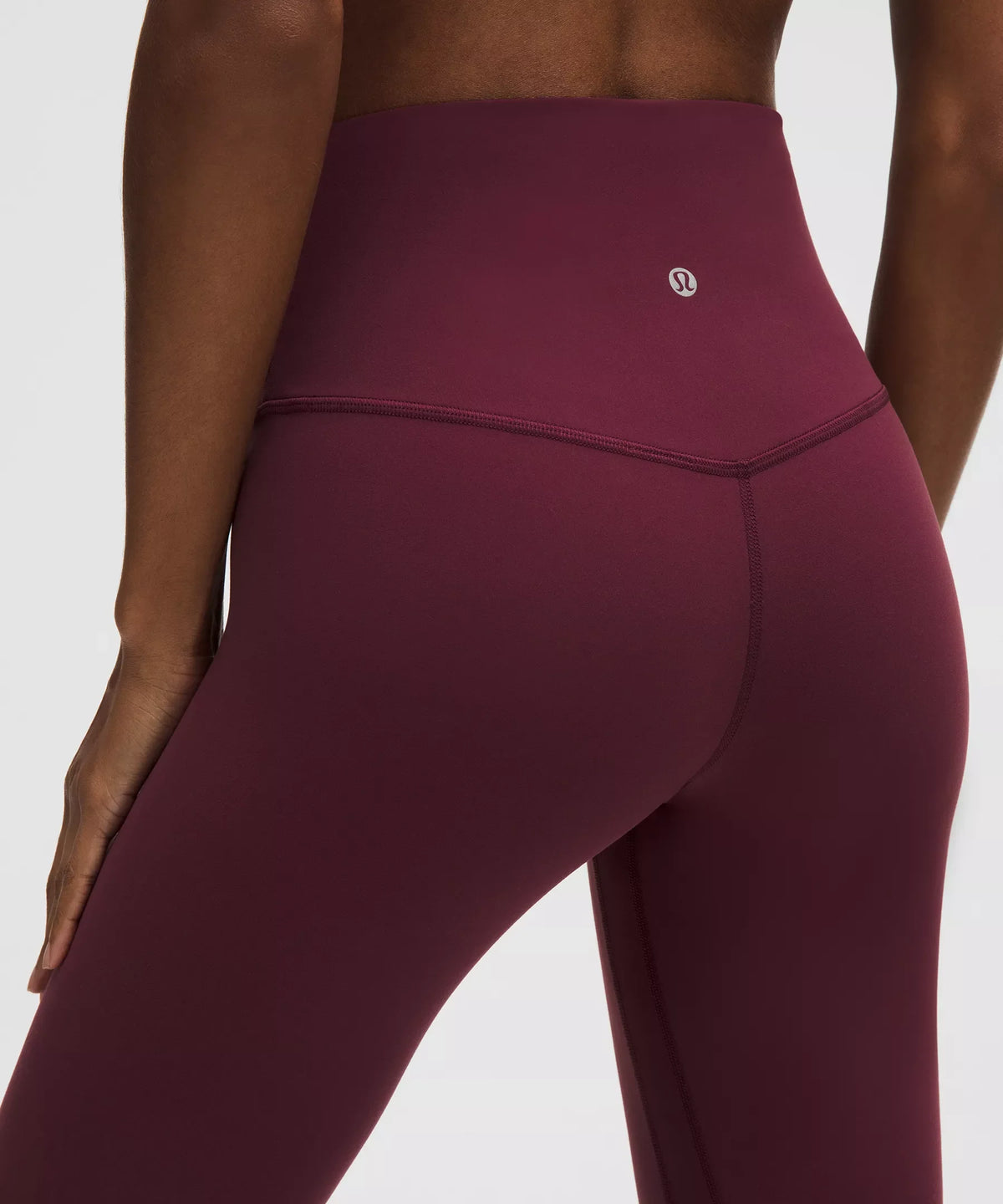 Pantalón de tiro alto