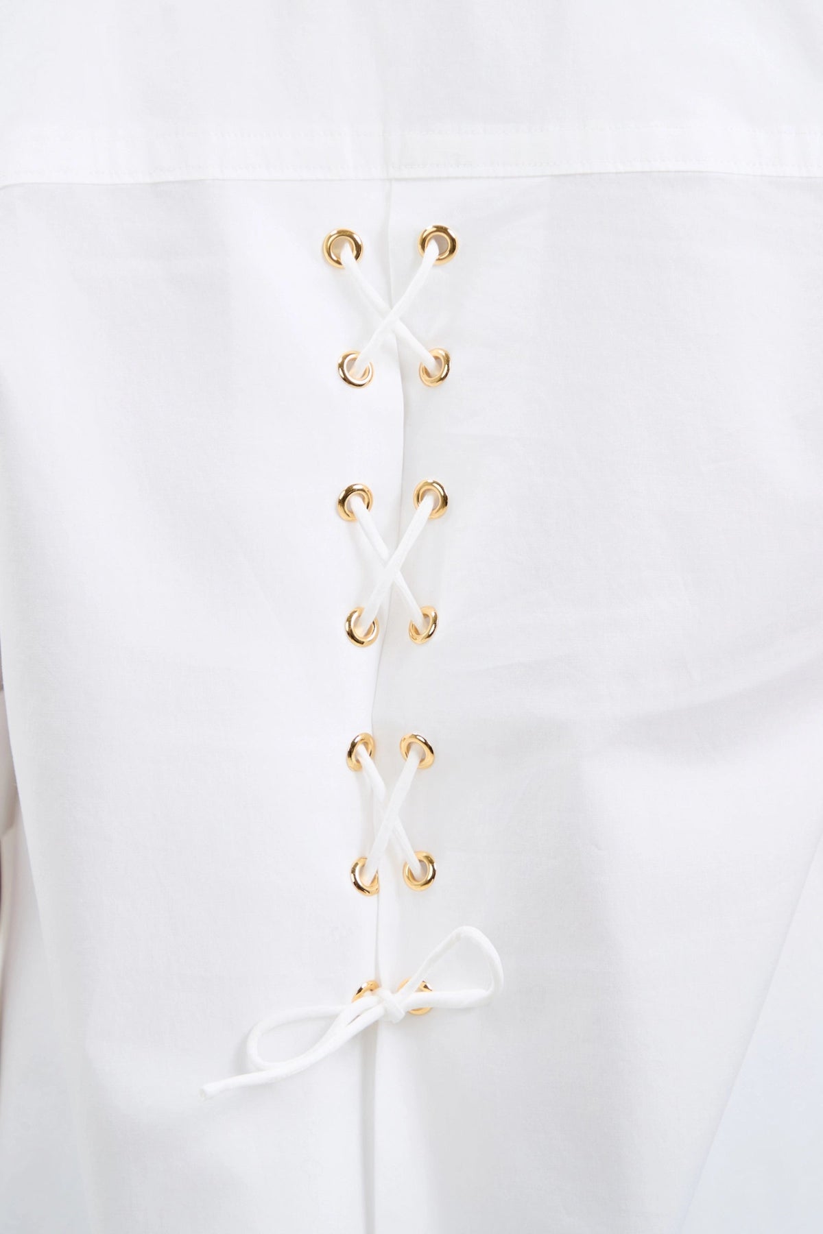 Top con cordones