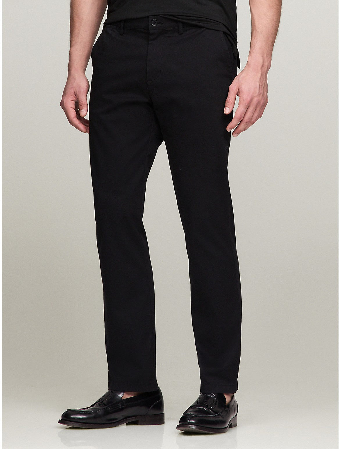 Pantalón de hombre de corte ajustado