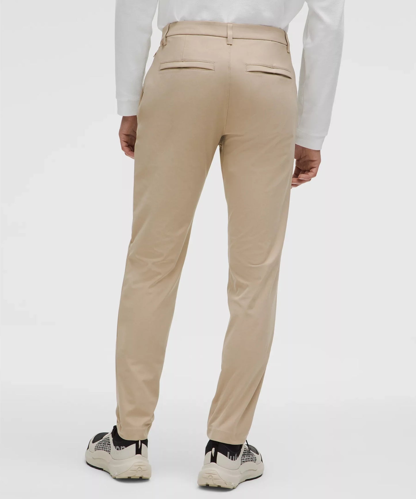 Pantalón de corte ajustado
