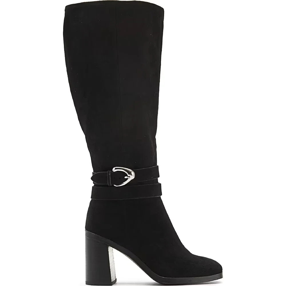 Botas de mujer color negro