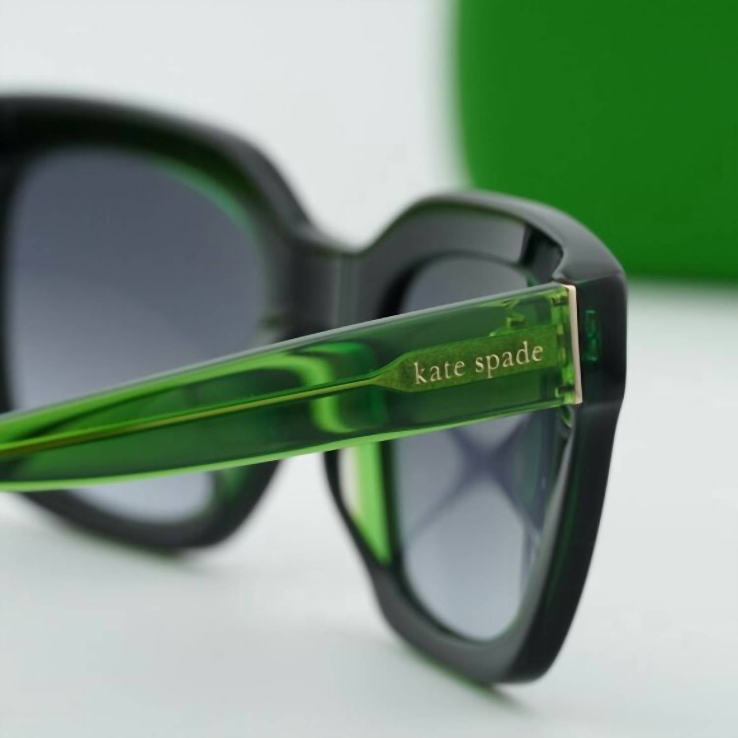 Gafas de sol de mujer color negro y verde