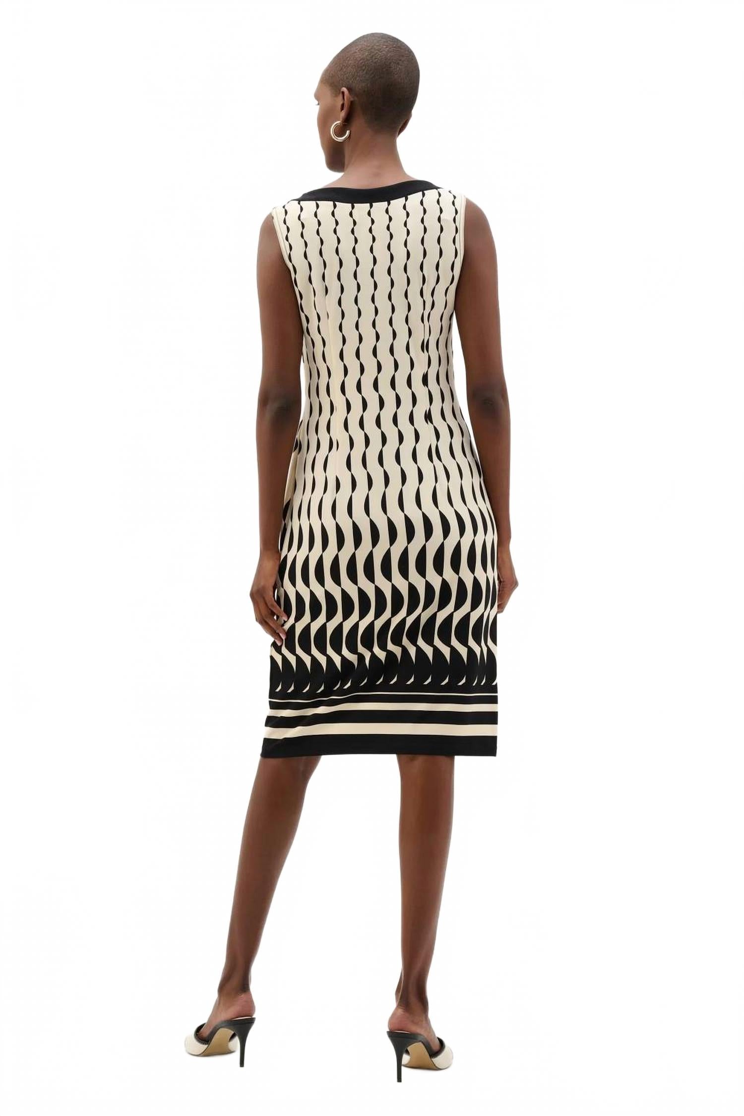 Vestido color negro y beige