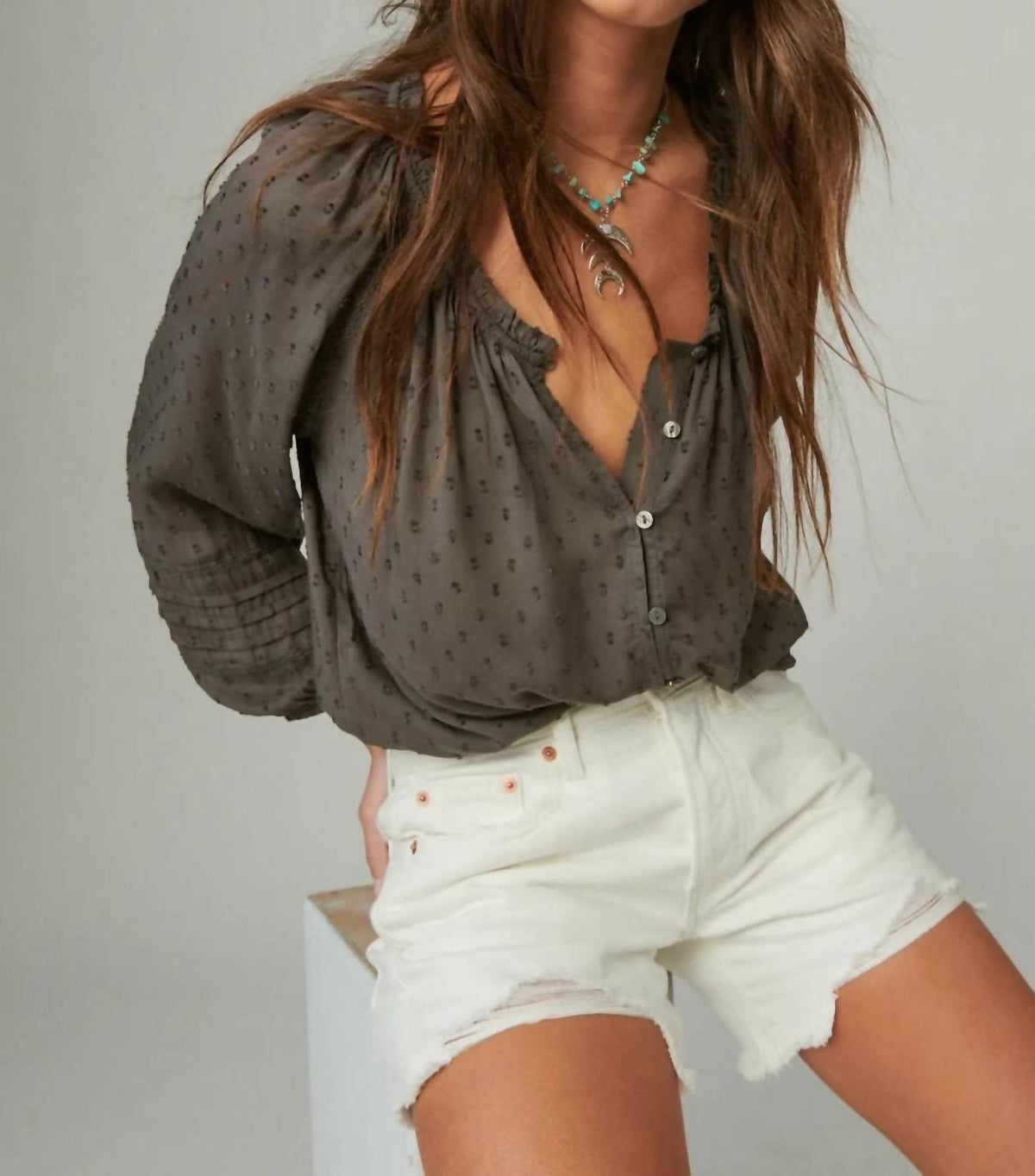 Short color blanco