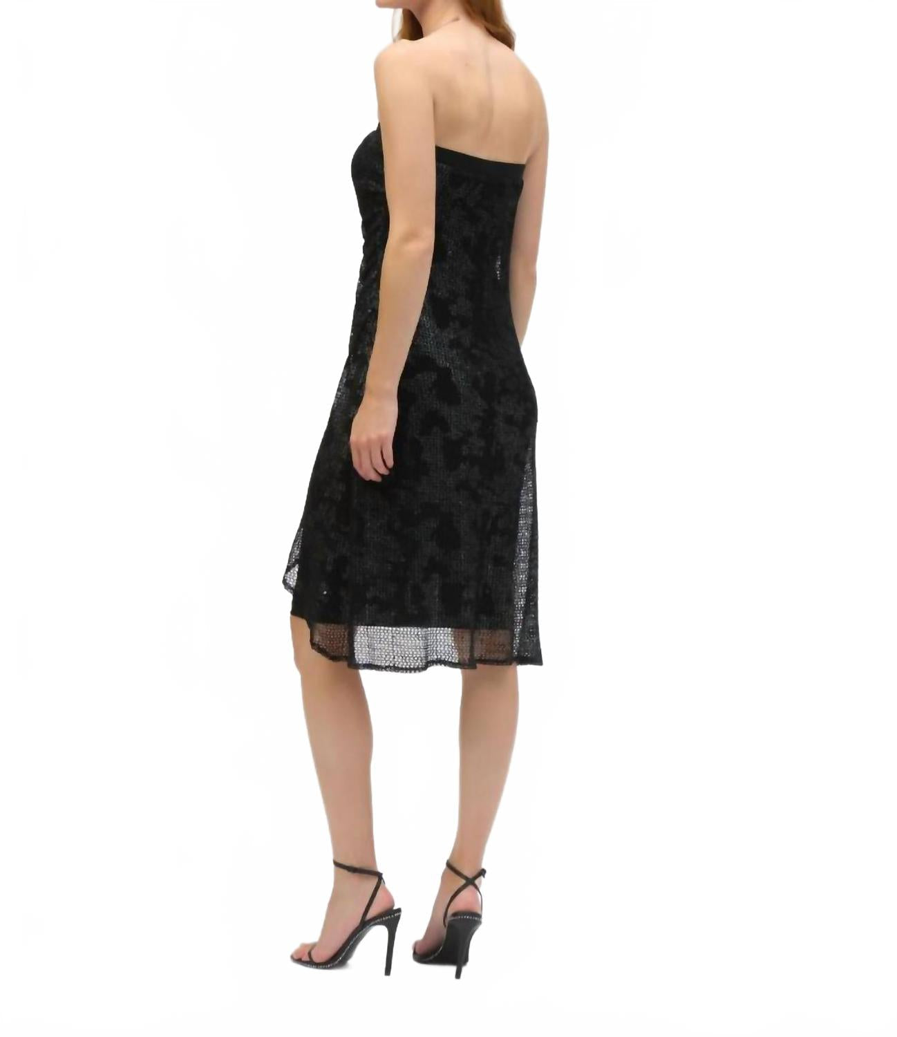 Vestido color negro y plateado