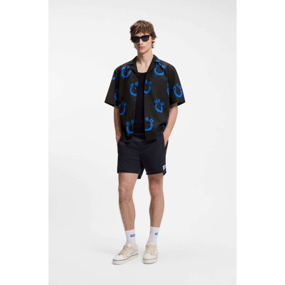Camisa de corte amplio