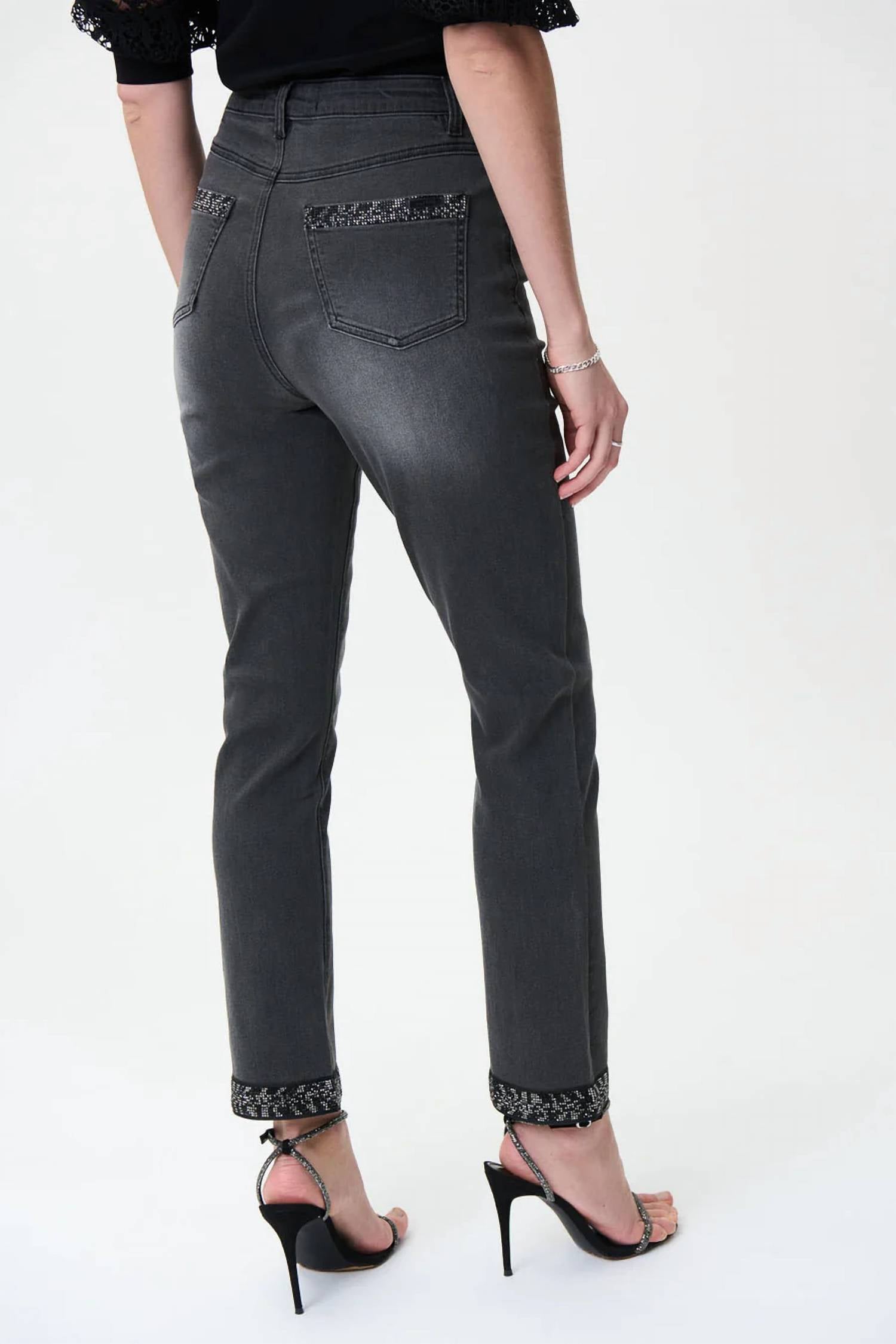 Jean color gris