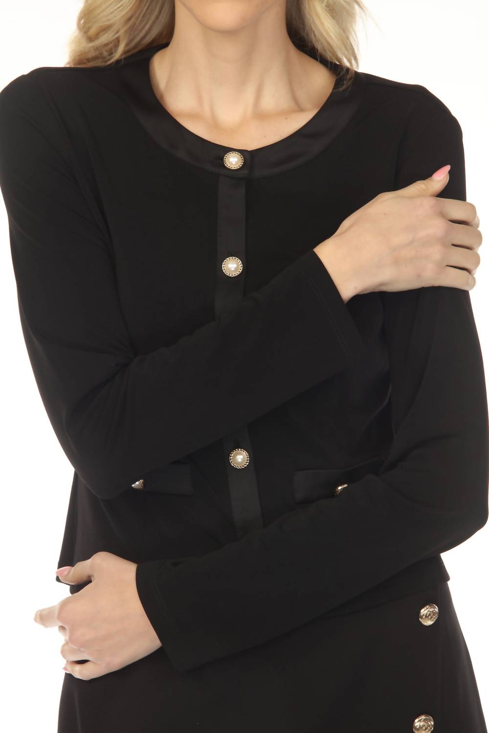 Chaqueta de satén color negro