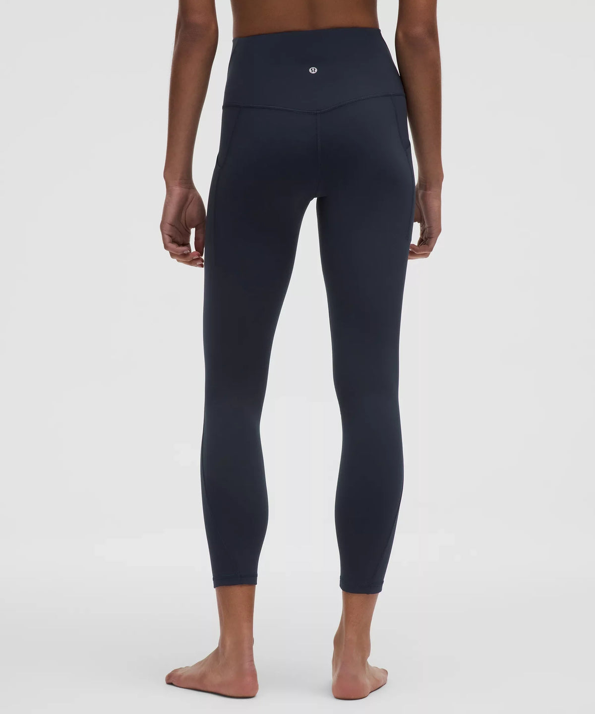 Pantalón de tiro alto