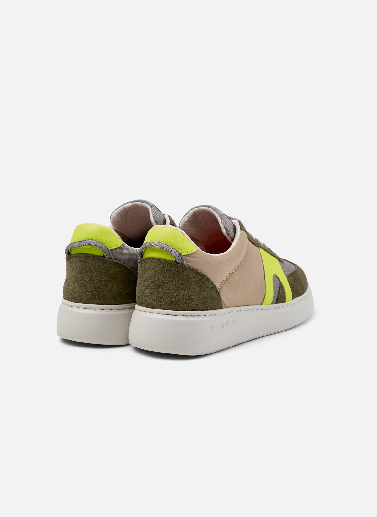 Tenis de hombre