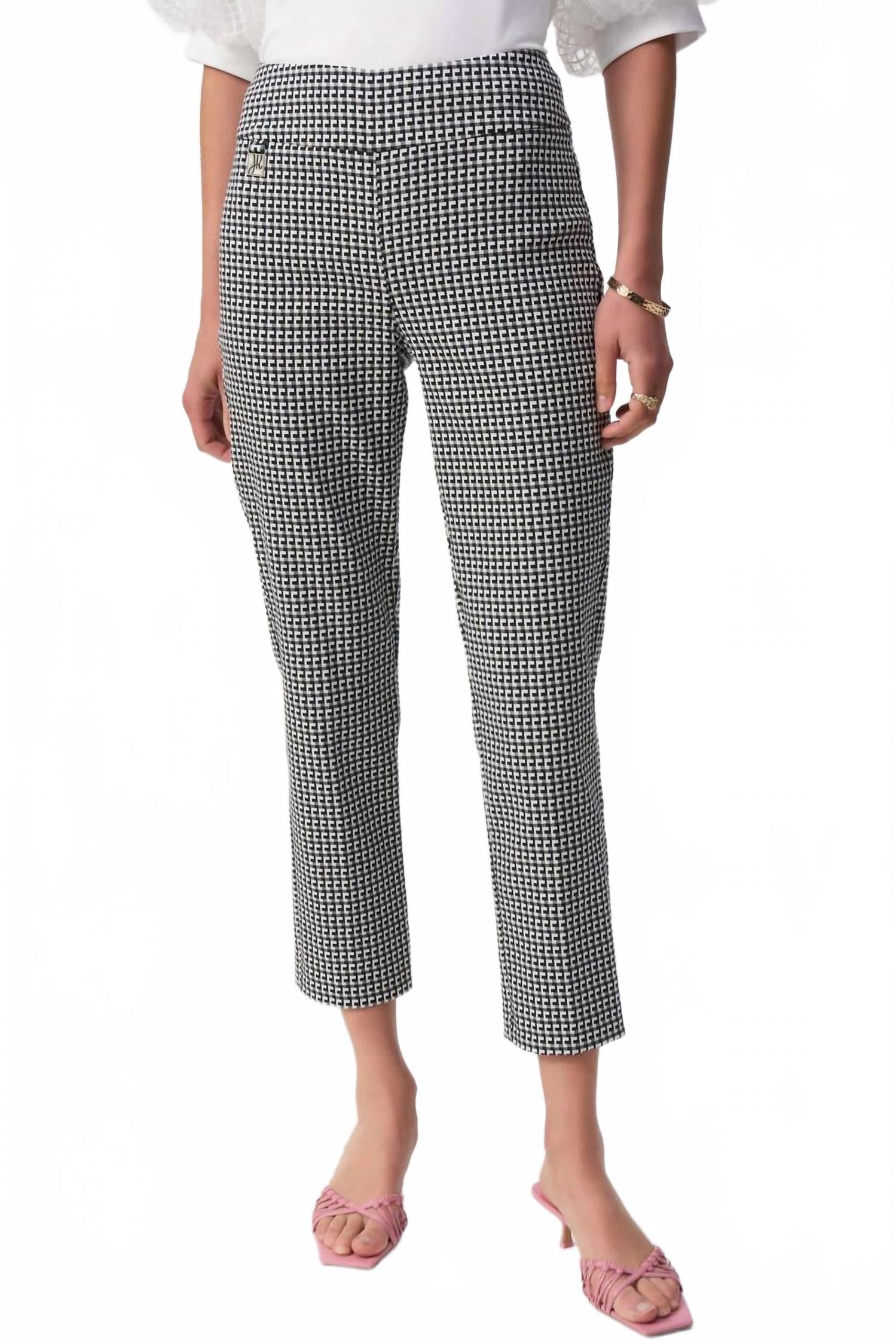 Pantalón color negro y blanco