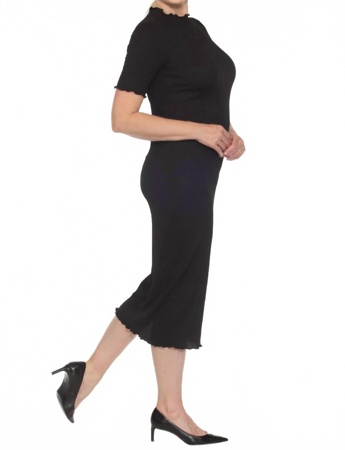 Vestido midi con cuello alto color negro