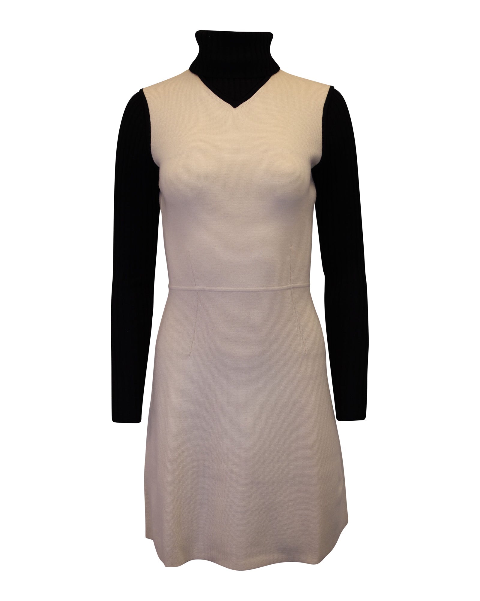 Vestido de lana color crema