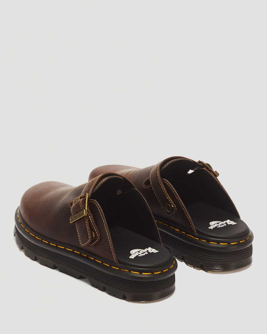 Zapatos destalonados de cuero