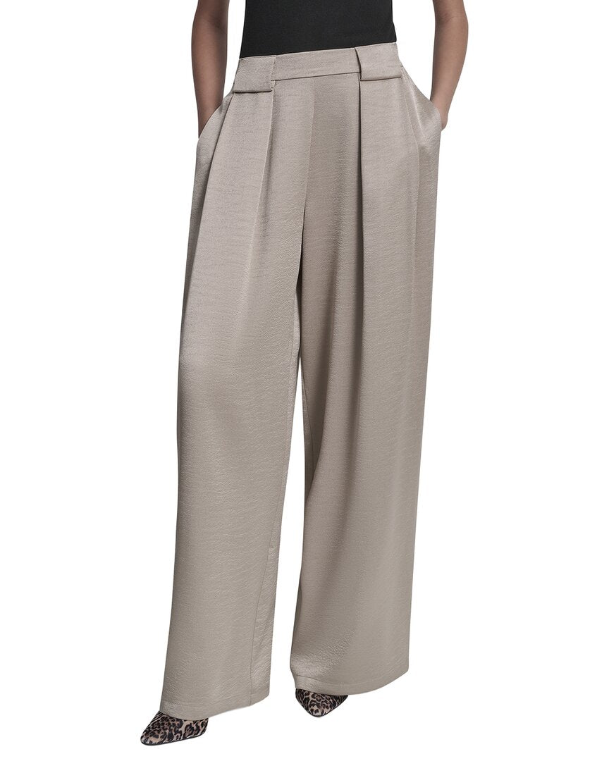 Pantalón de pierna ancha con pliegues