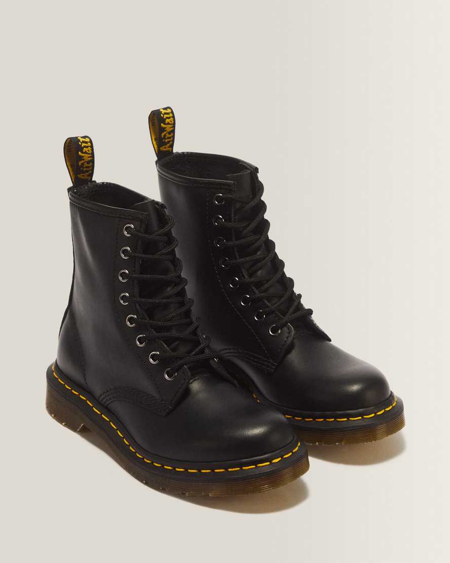 Botas de mujer de cuero con cordones
