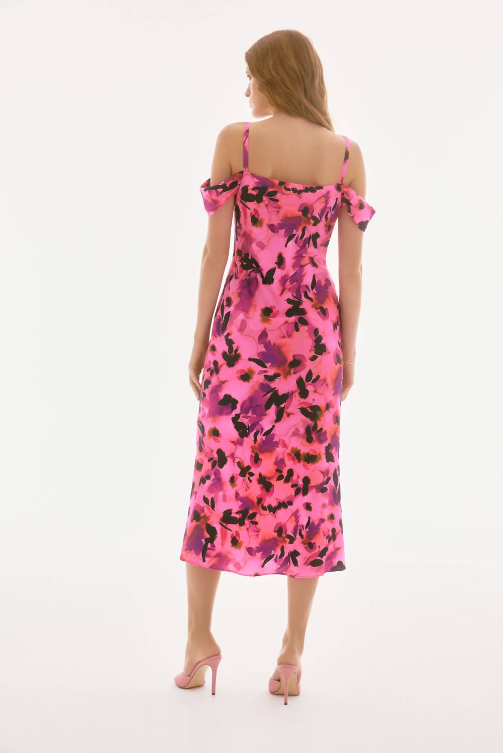 Vestido con estampado floral color negro