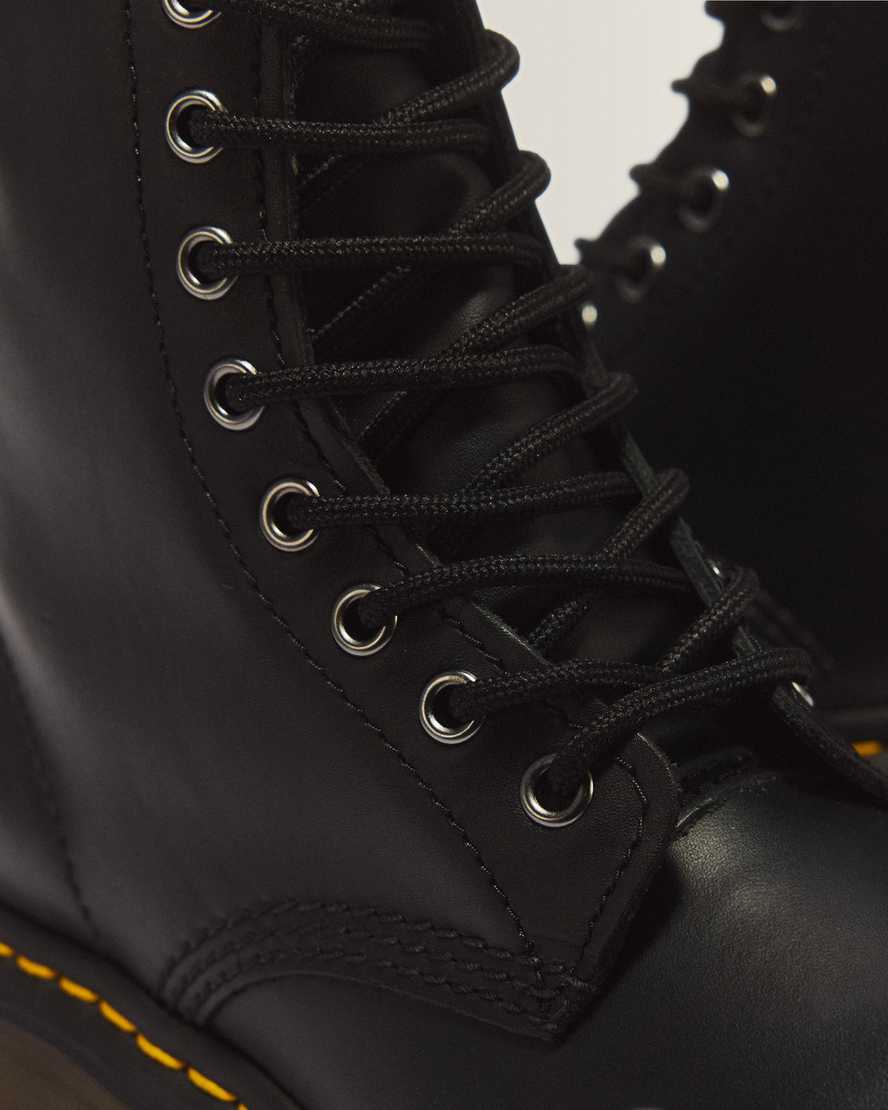 Botas de mujer de cuero con cordones