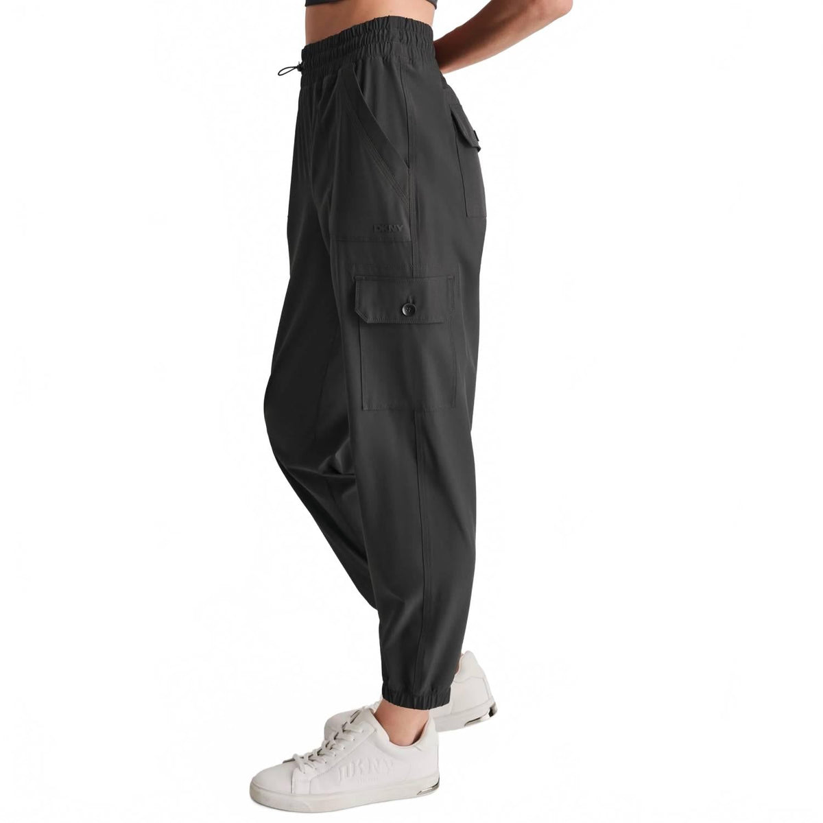 Pantalón deportivo color negro