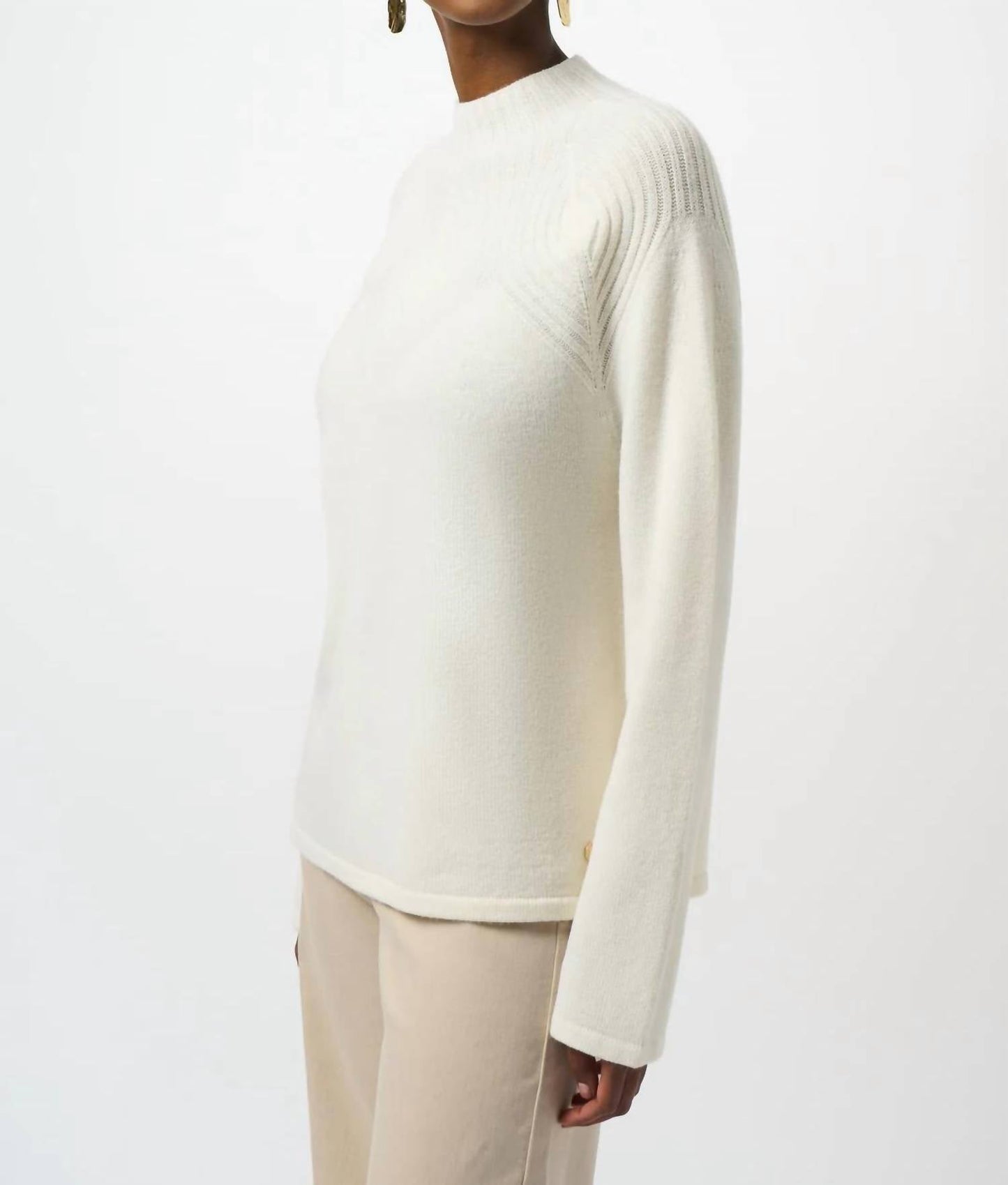 Suéter de mezcla de lana con cuello alto color blanco