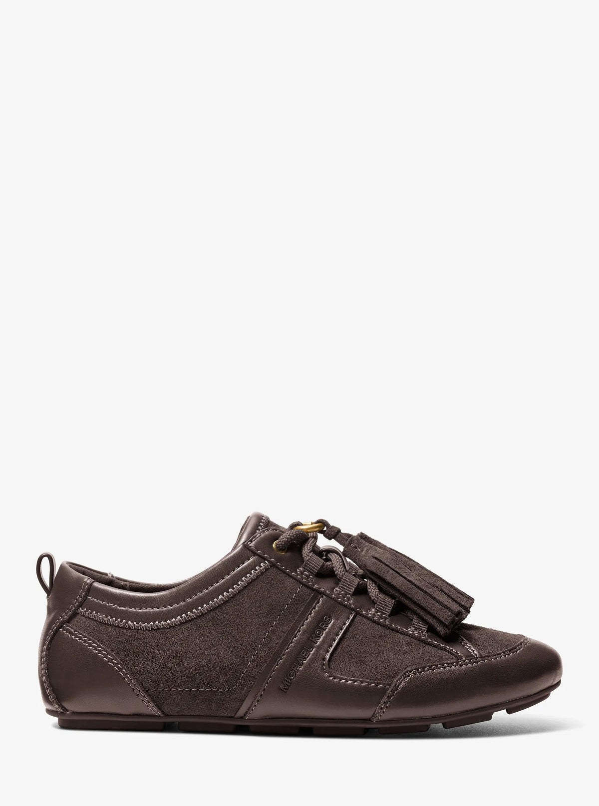 Tenis de gamuza