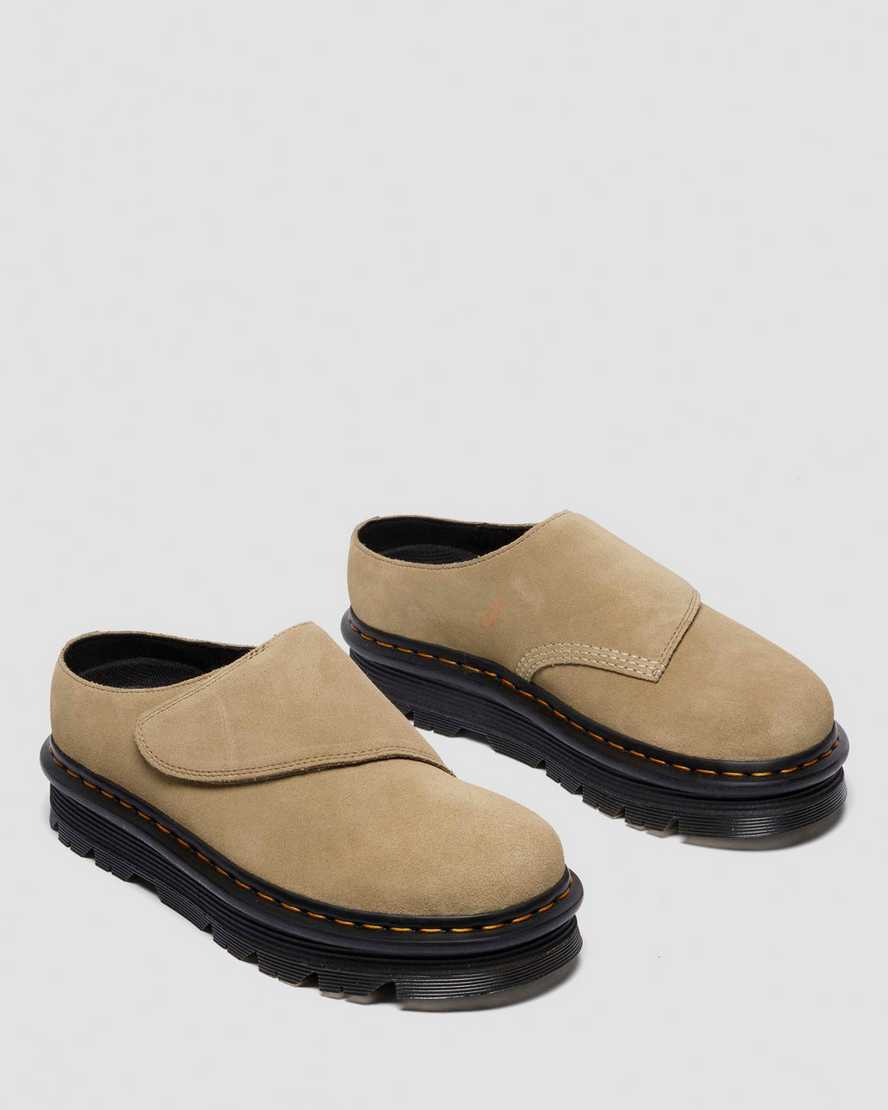 Zapatos destalonados de gamuza