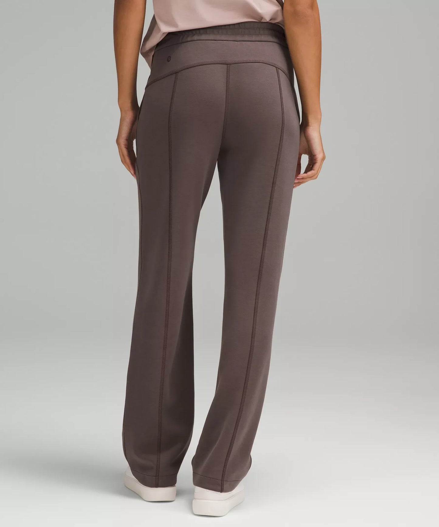 Pantalón de tiro alto
