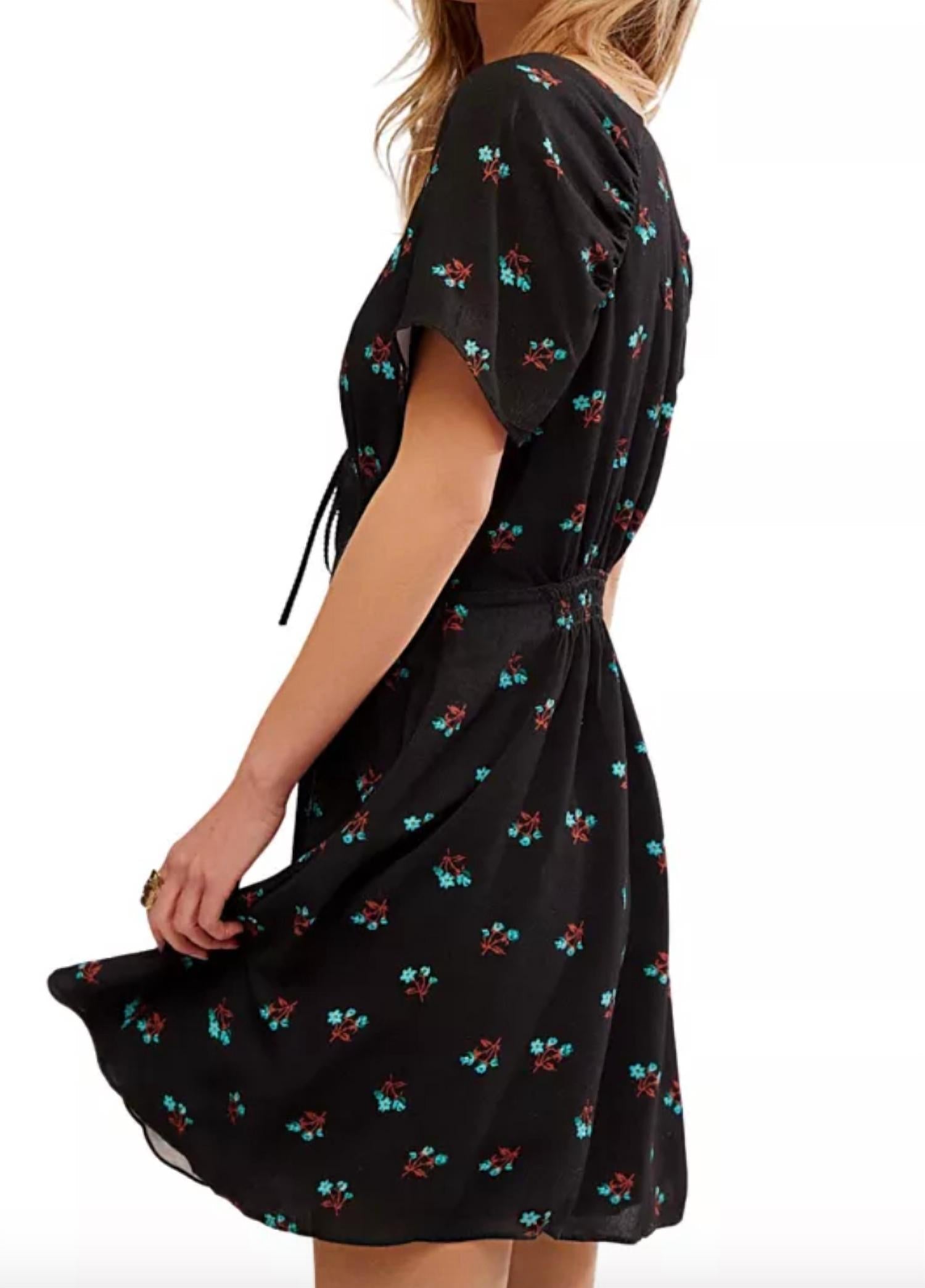 Vestido corto color negro