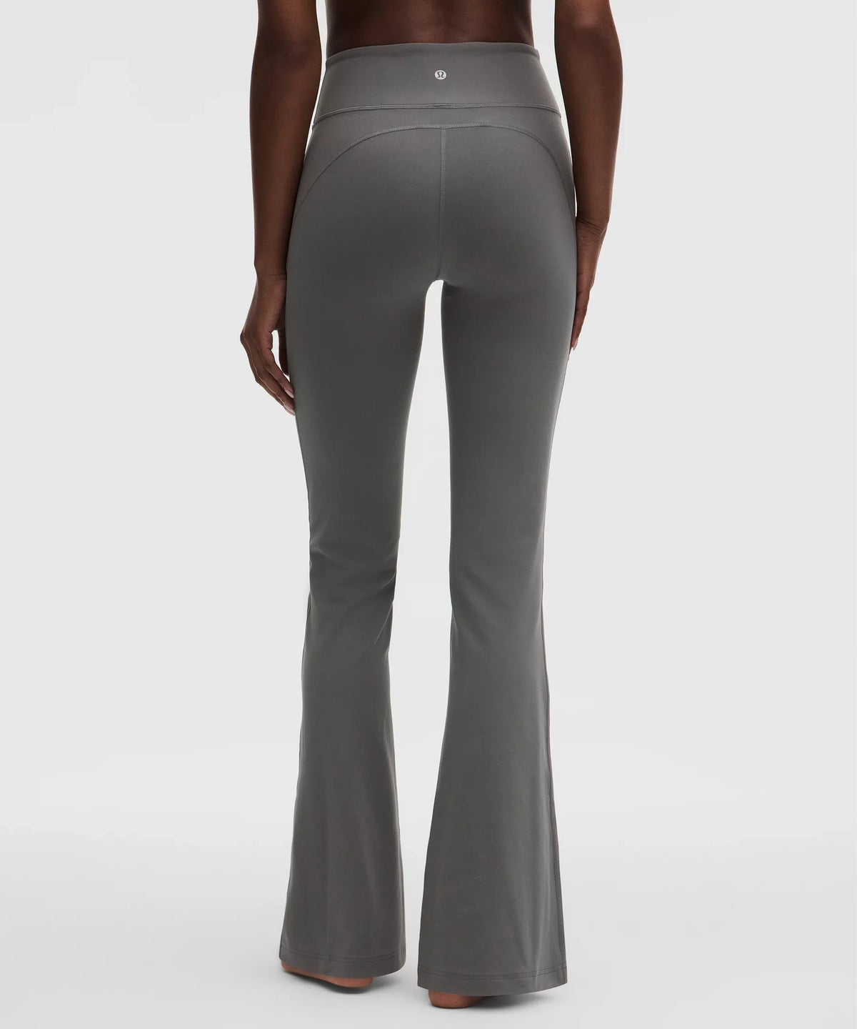 Pantalón de tiro alto