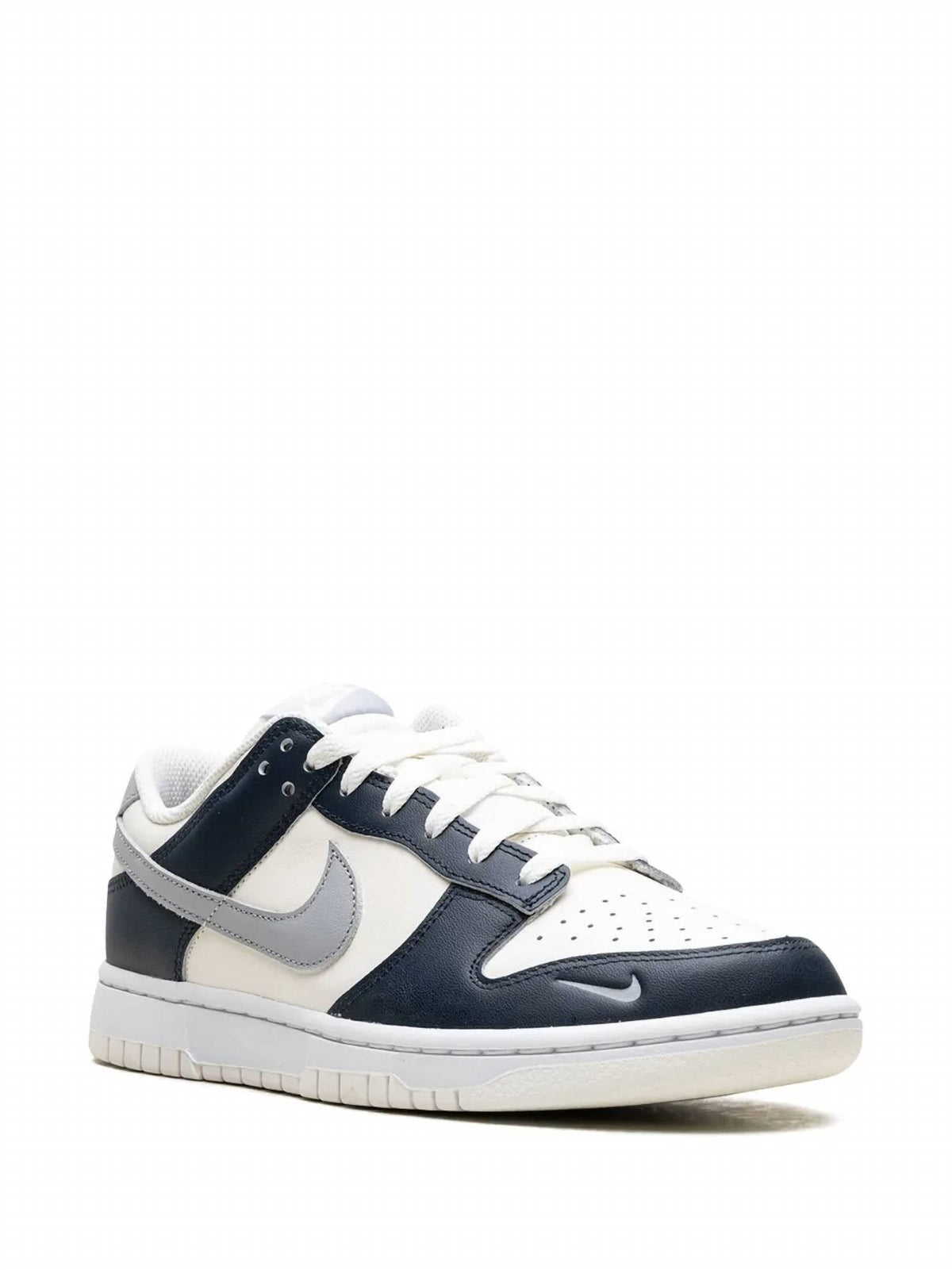 Tenis de mujer color azul marino