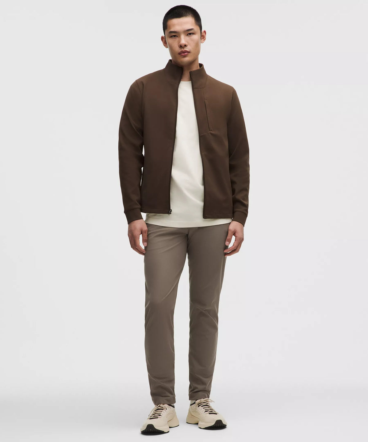 Pantalón de corte ajustado