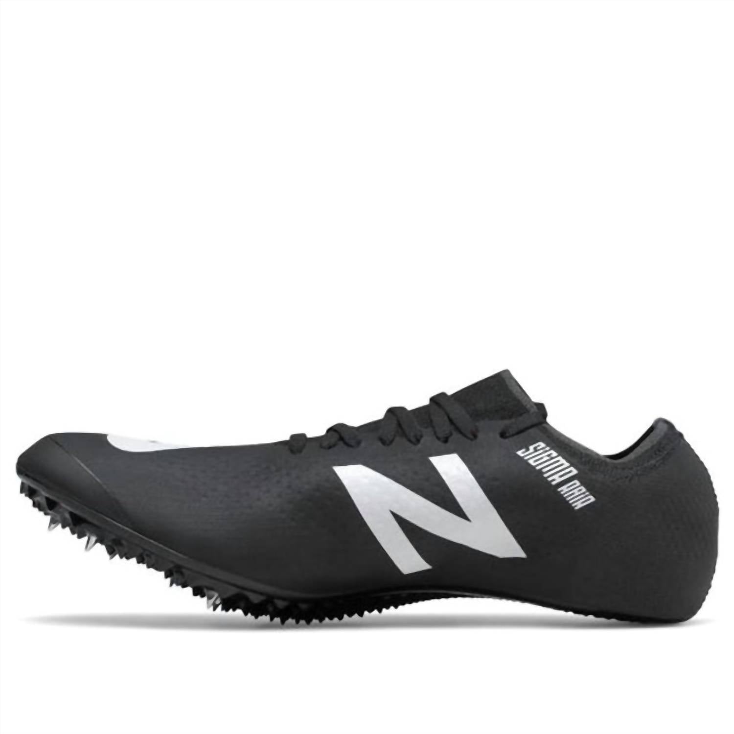Zapatillas con clavos de hombre color negro y blanco