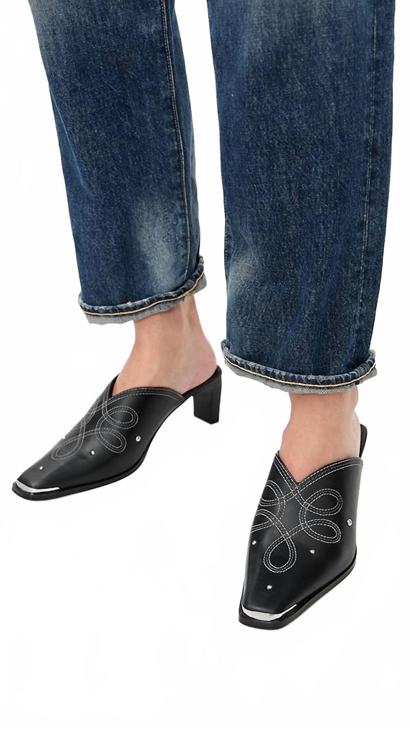 Zapatos destalonados de mujer color negro