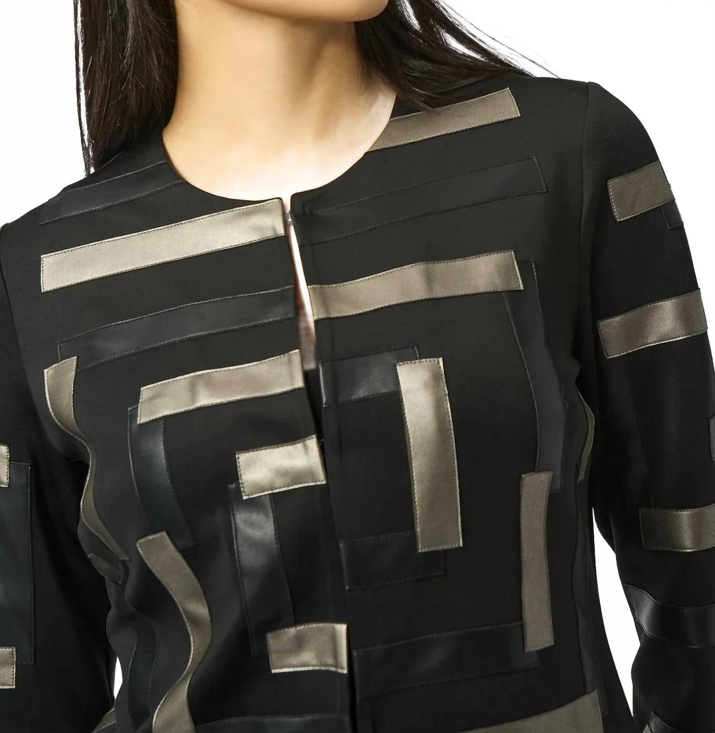 Chaqueta con cuello redondo color negro
