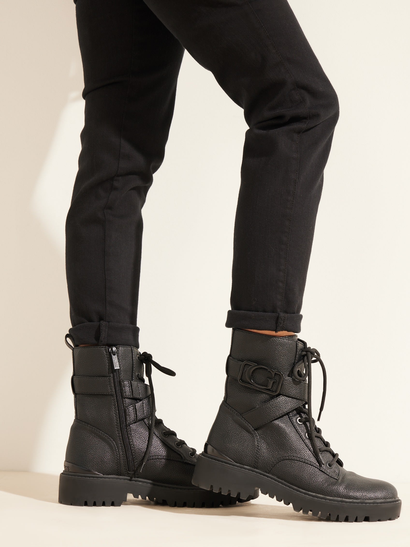 Botas