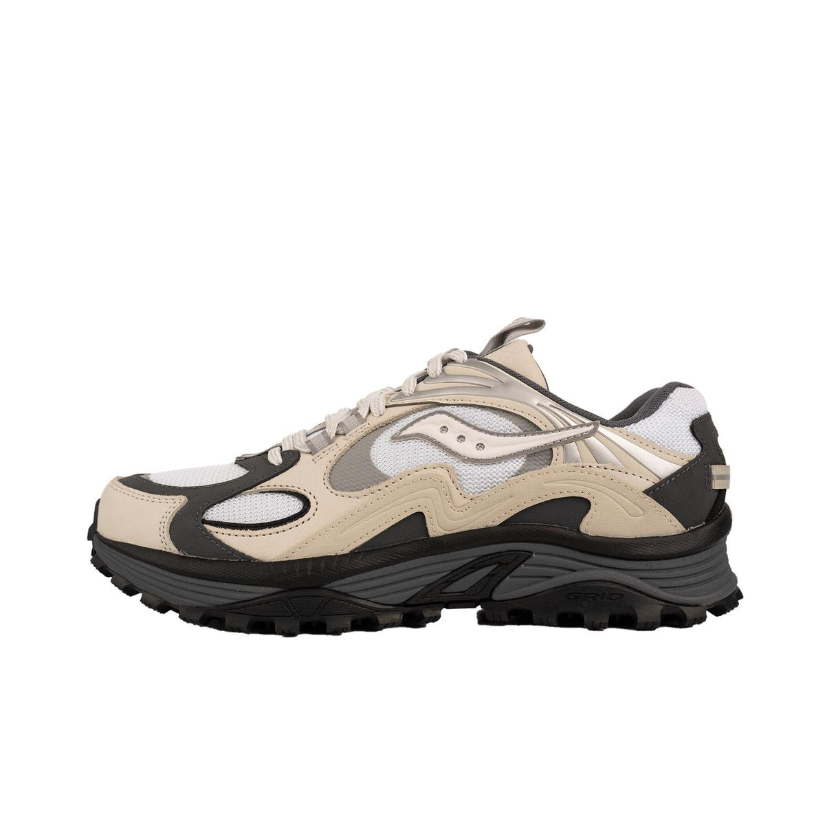 Tenis de hombre color blanco y plateado