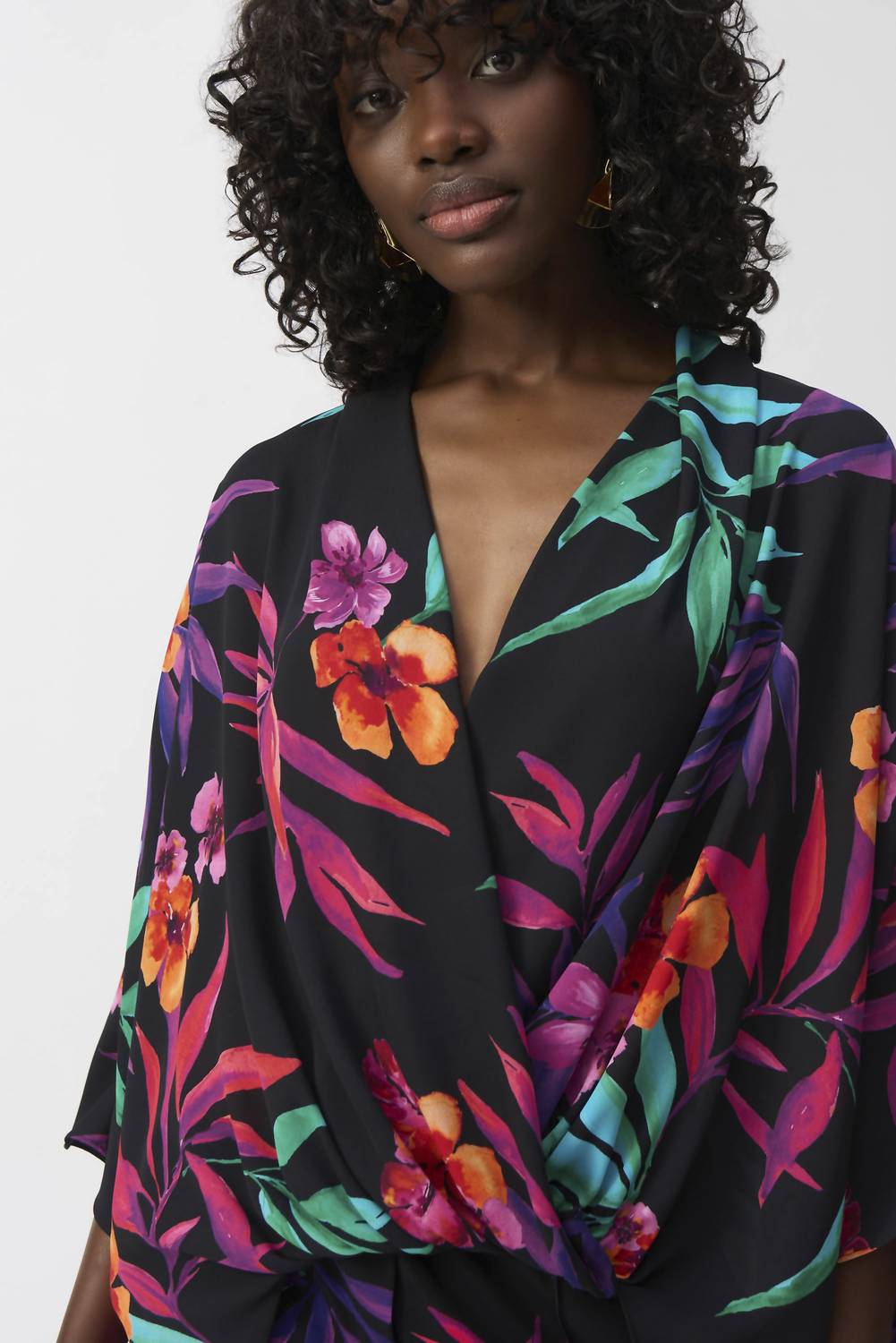 Top color negro