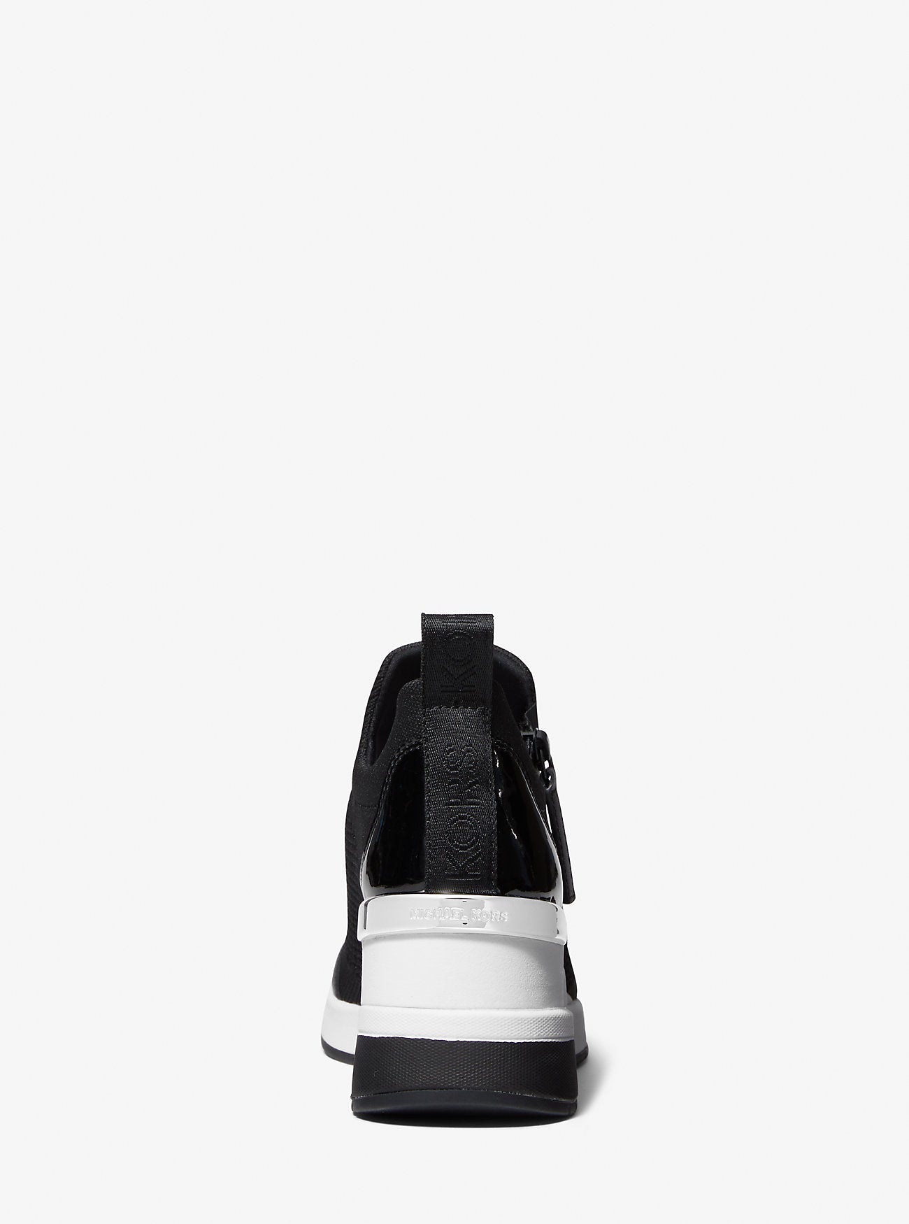 Tenis